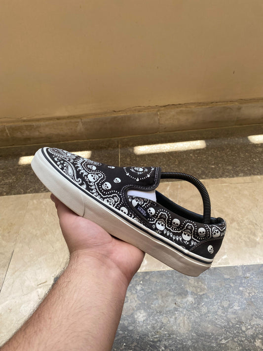 Vans Classic Skull Bandana Slip Ons