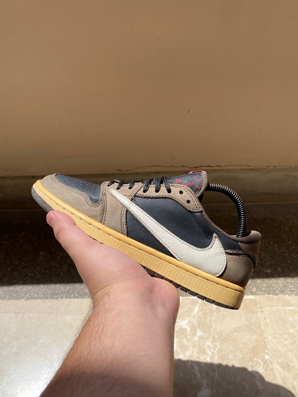 Jordan 1 Low Travis Scott Mocha