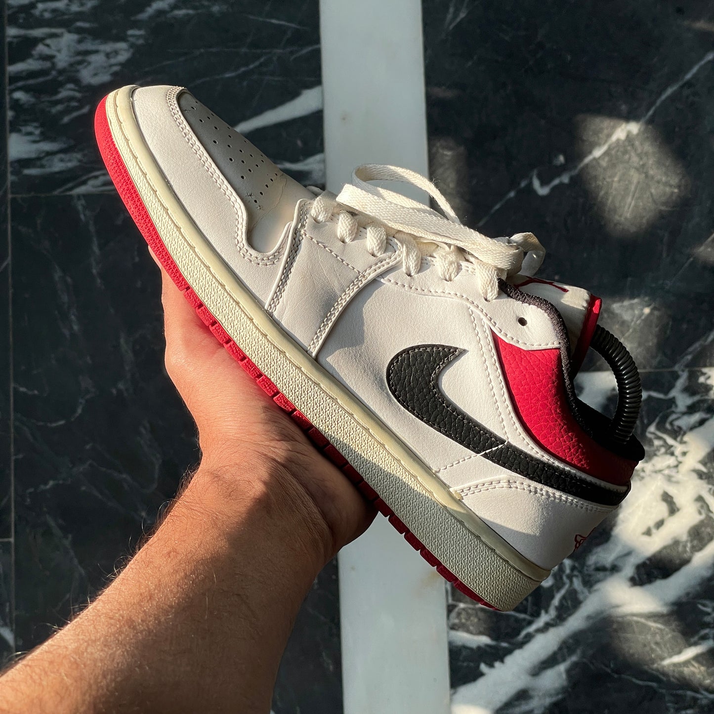 Jordan 1 Low University Red