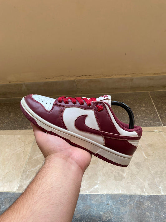 Nike Dunk Low Team Red