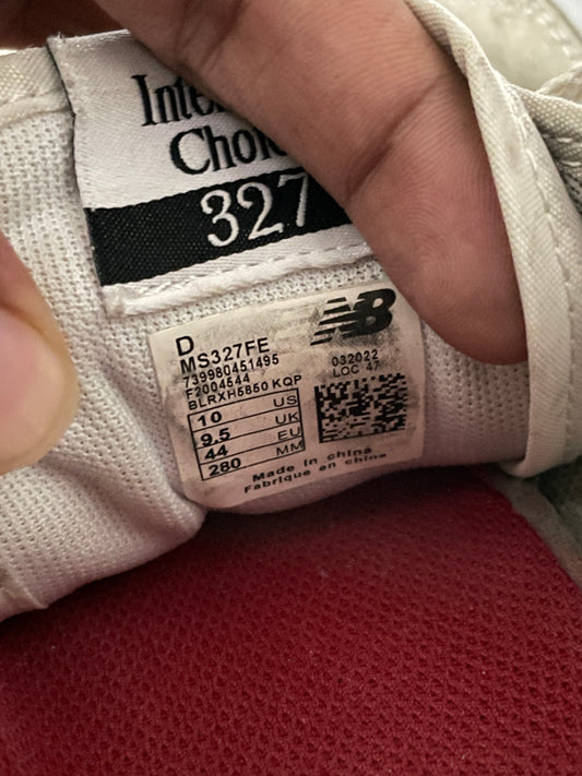 New Balance 327