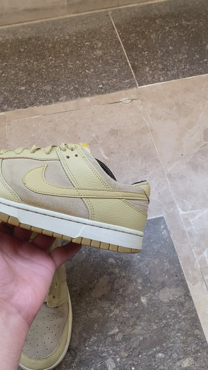 Nike Dunk Low "Khaki Suede Gum"