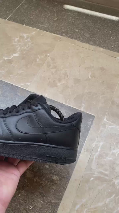 Nike Airforce 1 Triple Black