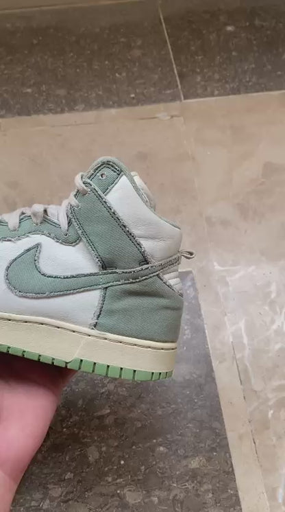 Nike Dunk High Enamel Green