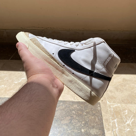 Nike Blazer Mid