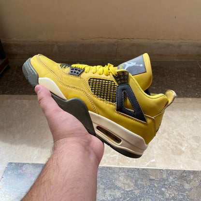 Jordan 4 Retro Lightning